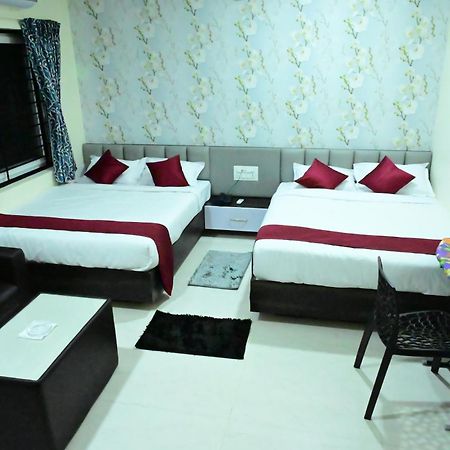 Sunshine International Boarding & Lodging Belur  Buitenkant foto
