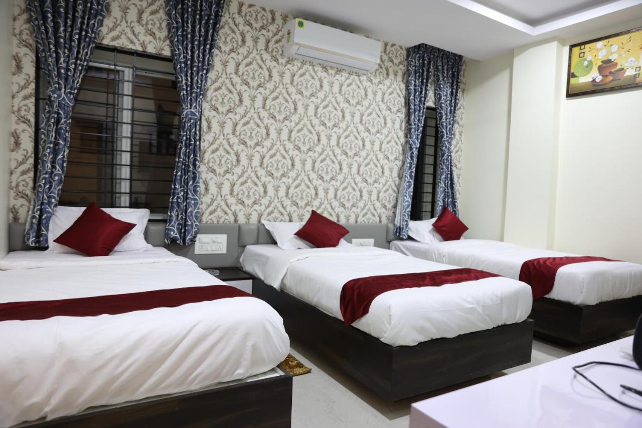 Sunshine International Boarding & Lodging Belur  Buitenkant foto
