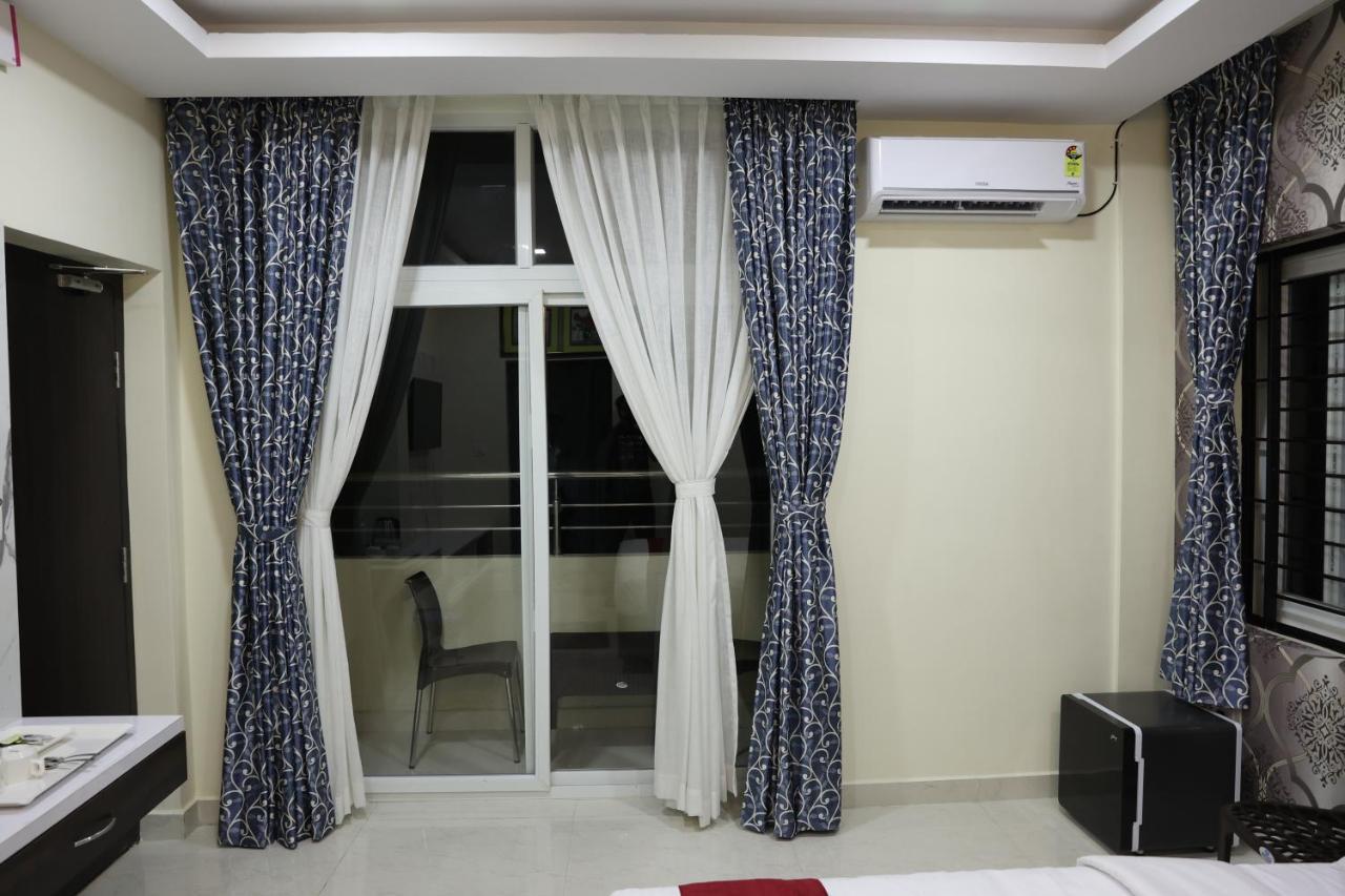 Sunshine International Boarding & Lodging Belur  Buitenkant foto