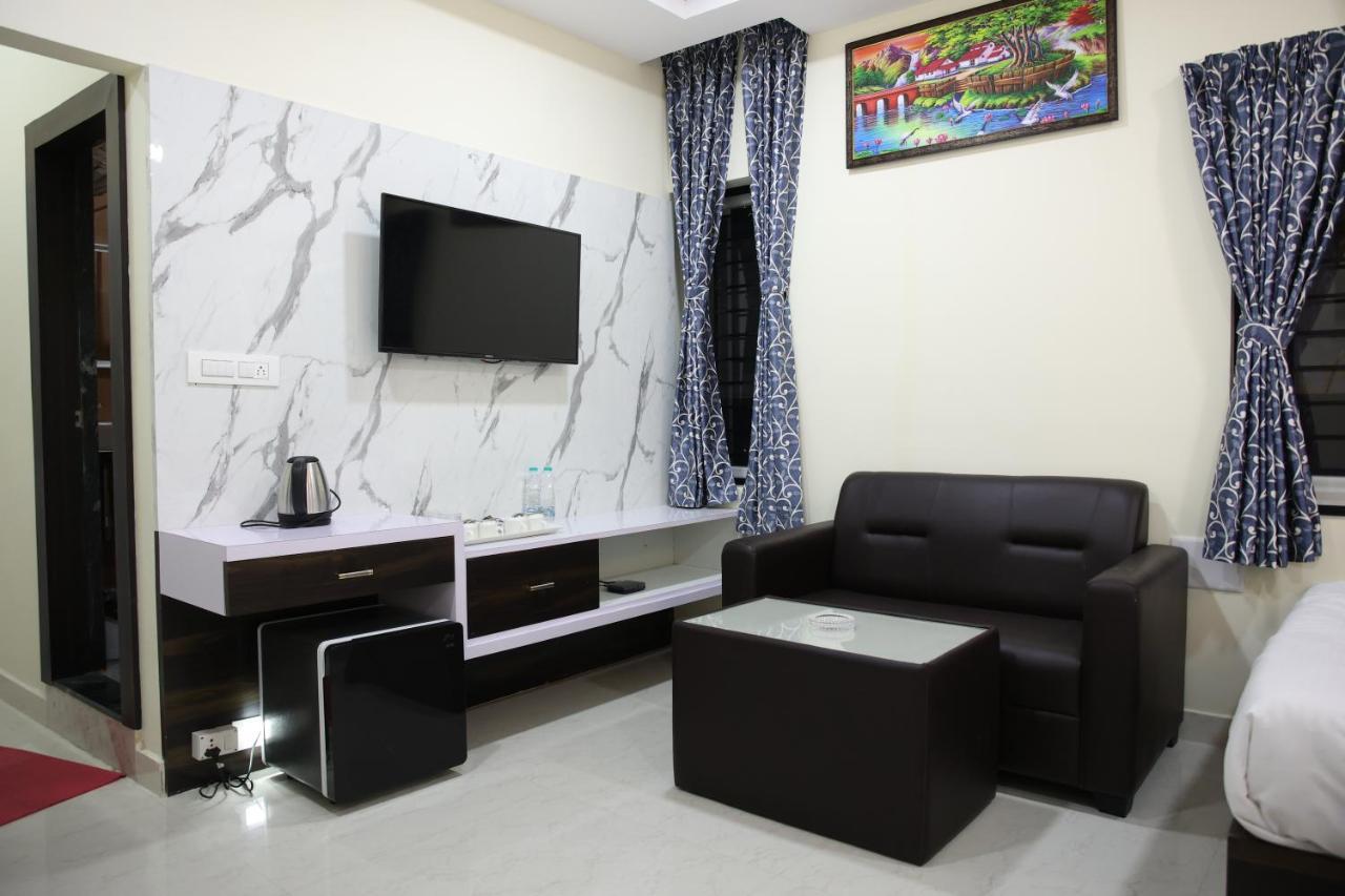 Sunshine International Boarding & Lodging Belur  Buitenkant foto
